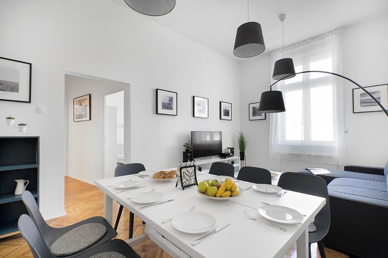 Bpr Cosmos Design With A/c Appartement *